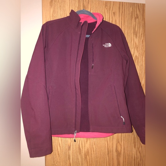 North Face softShell Jacket - Picture 1 of 4